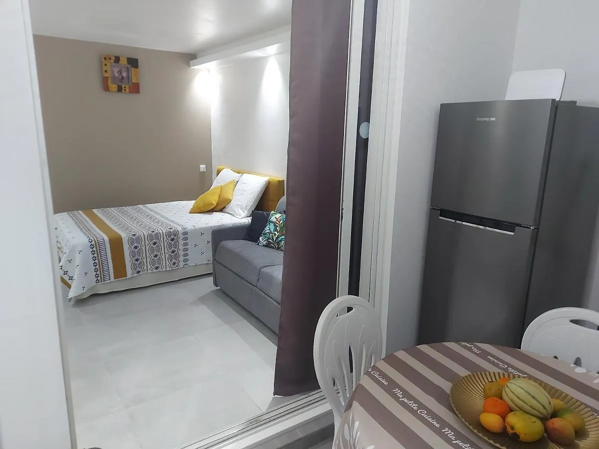 Le Marlon Apartment La Trinite